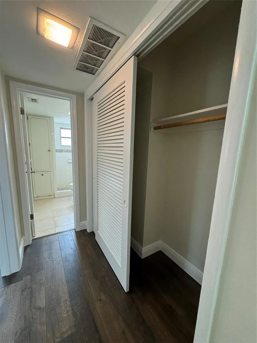 1060 NE 23rd Terrace #2 Pompano Beach, FL 33062