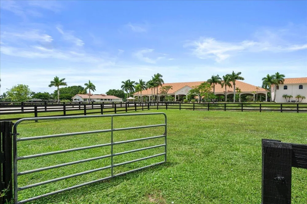 5625 140th Avenue S Wellington, FL 33449