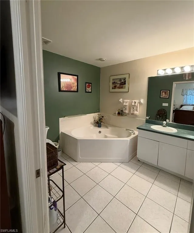 3009 NE 7th Place Cape Coral, FL 33909