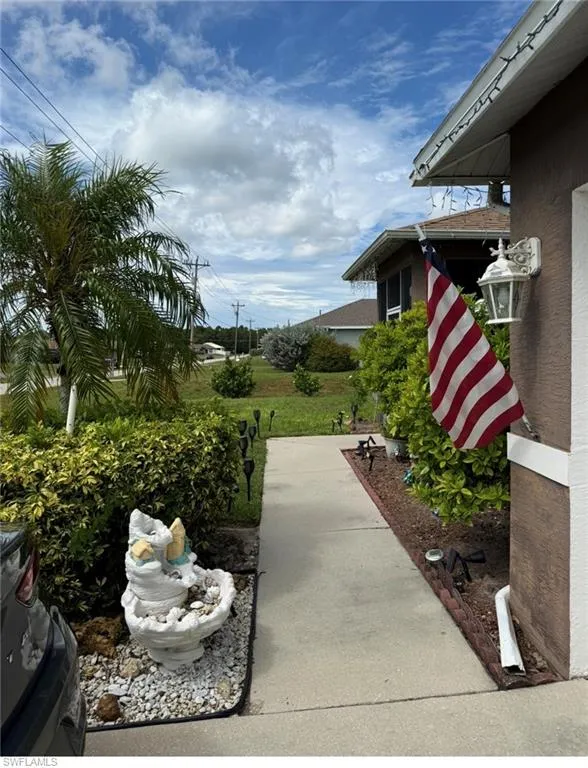 3009 NE 7th Place Cape Coral, FL 33909