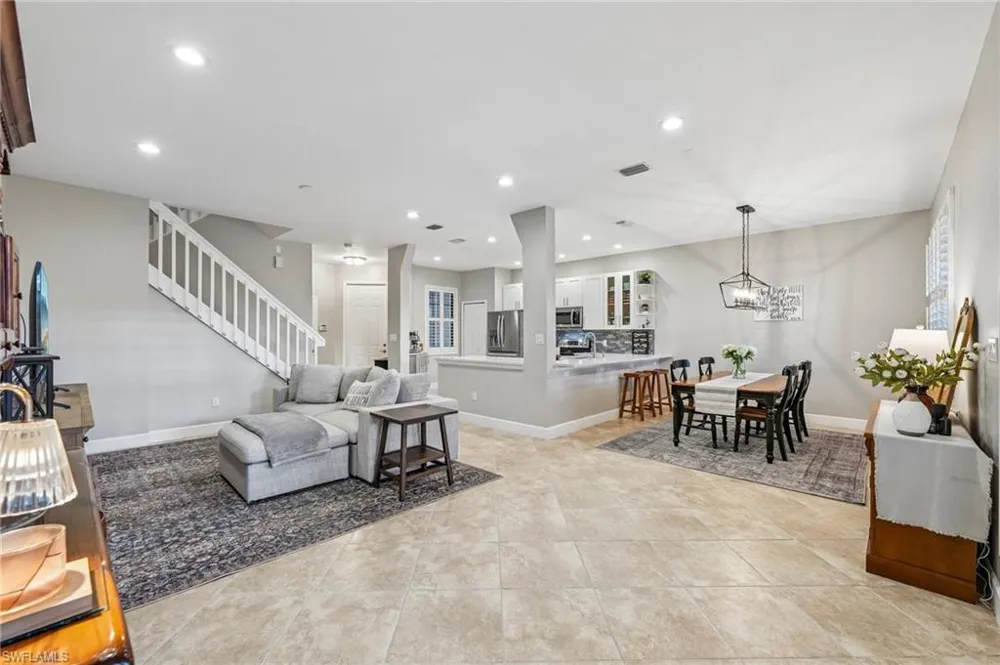 14966 Summit Place Circle Naples, FL 34119