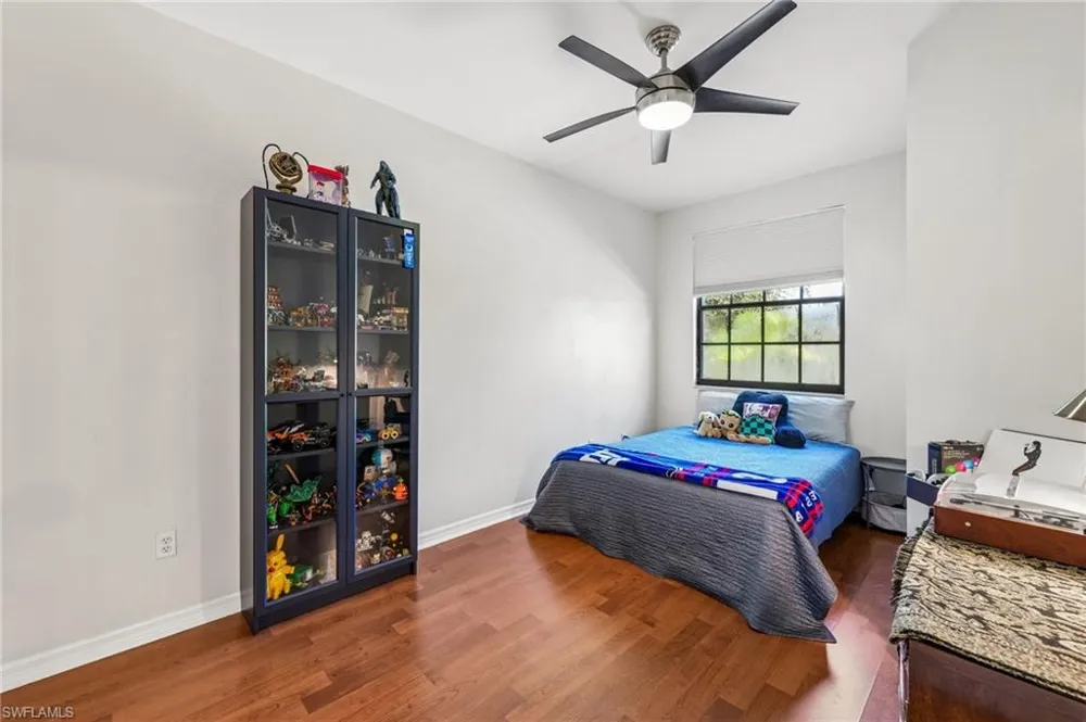 14966 Summit Place Circle Naples, FL 34119