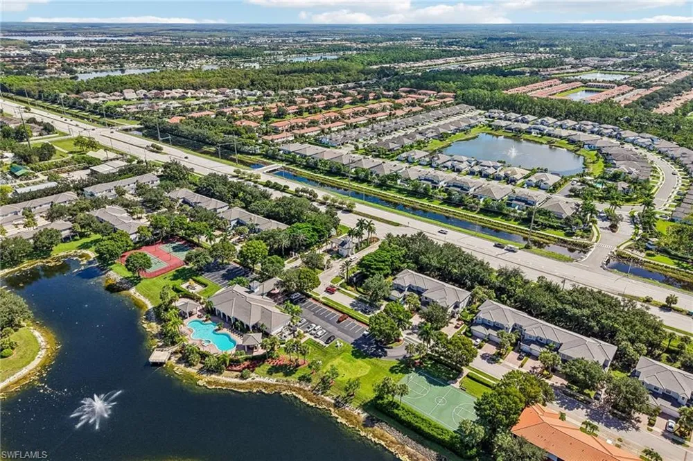 14966 Summit Place Circle Naples, FL 34119