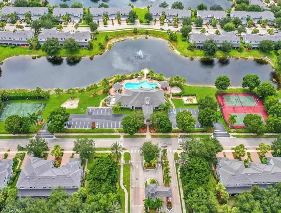 14966 Summit Place Circle Naples, FL 34119