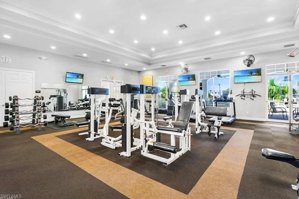 14966 Summit Place Circle Naples, FL 34119