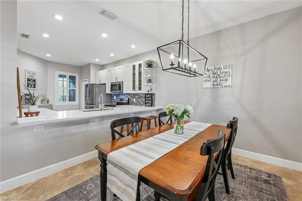 14966 Summit Place Circle Naples, FL 34119