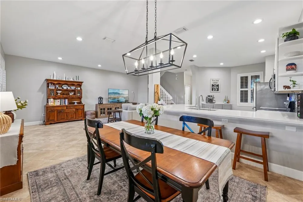 14966 Summit Place Circle Naples, FL 34119