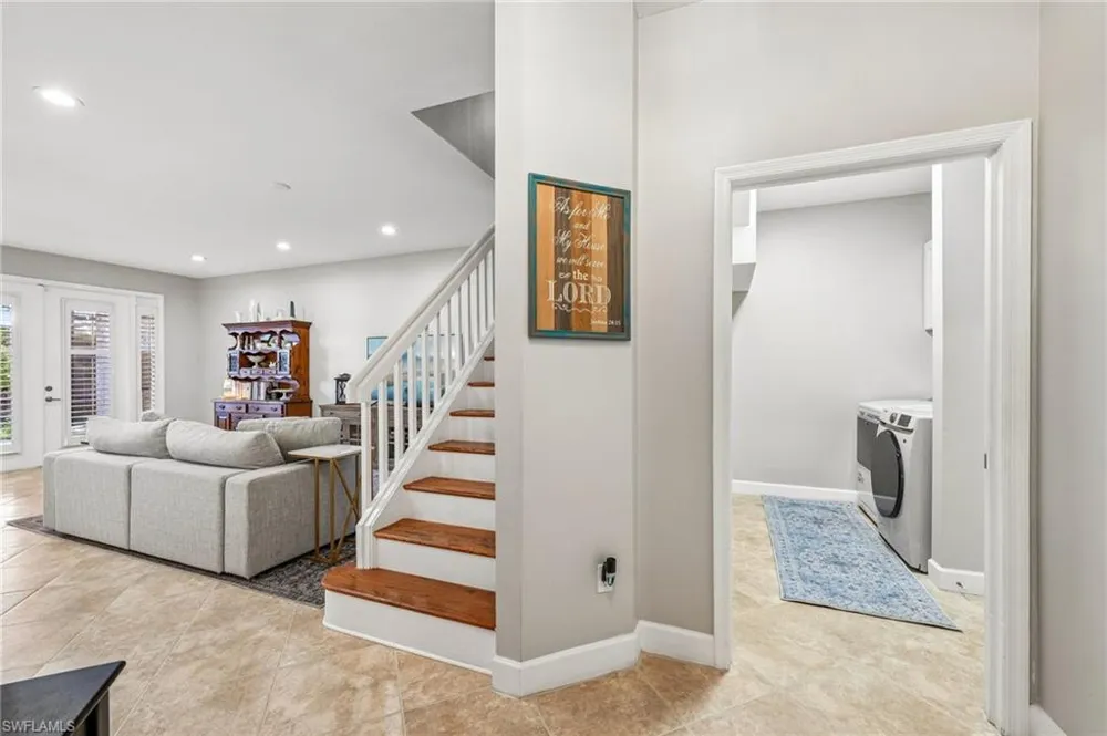 14966 Summit Place Circle Naples, FL 34119
