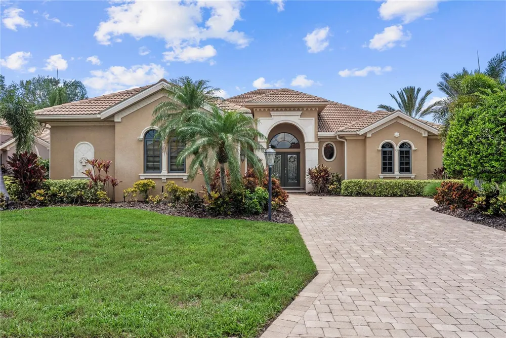 7058 VILAMOURA PLACE Lakewood Ranch, FL 34202