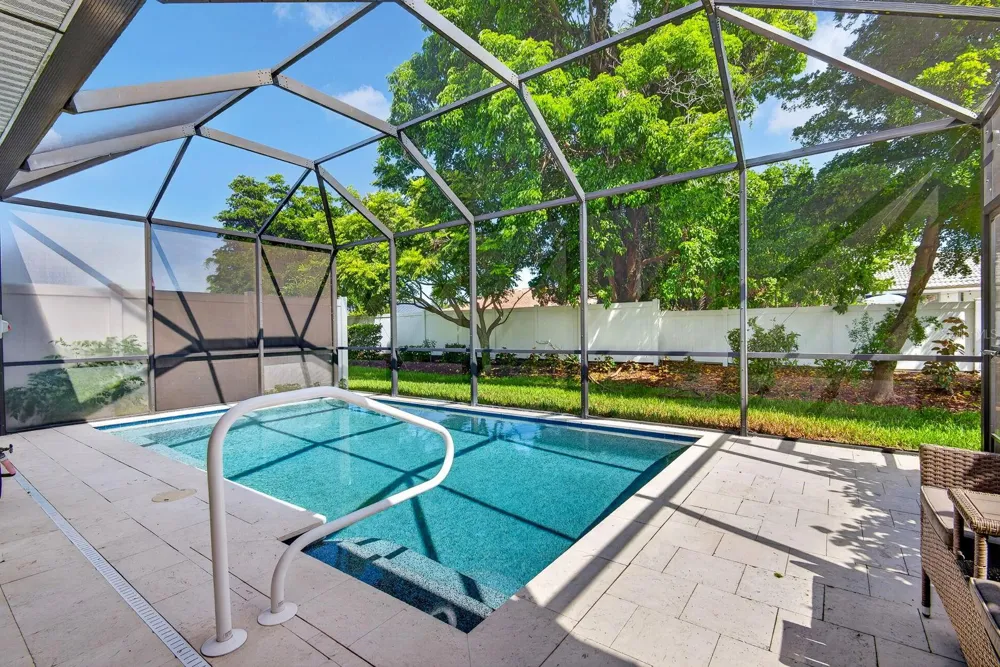 7010 PLAYA BELLA DRIVE Bradenton, FL 34209