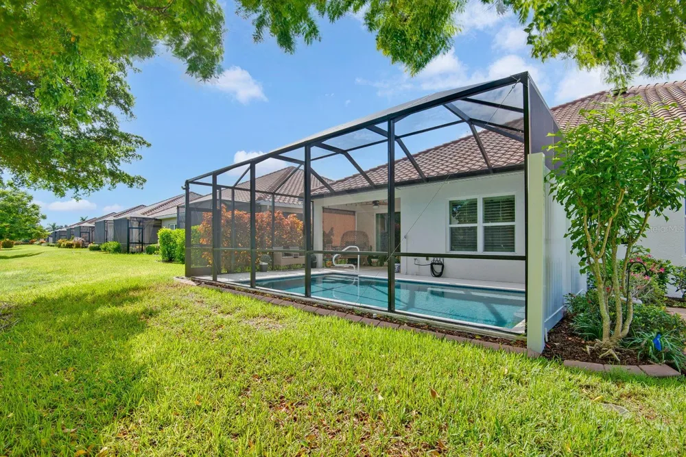 7010 PLAYA BELLA DRIVE Bradenton, FL 34209