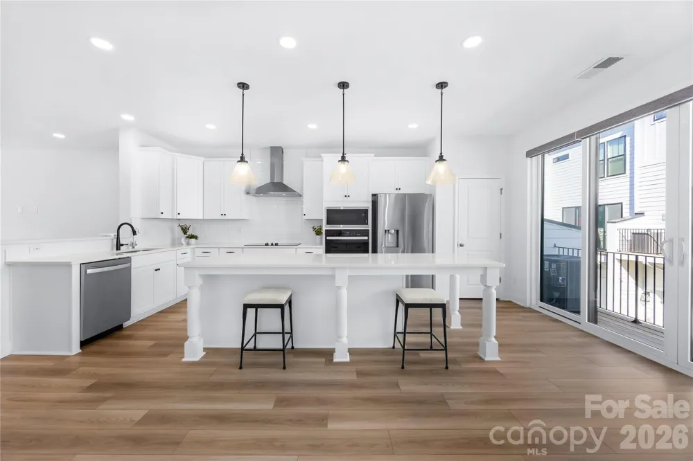 15332 Ballancroft Parkway Charlotte, NC 28277