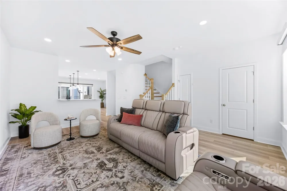 15332 Ballancroft Parkway Charlotte, NC 28277