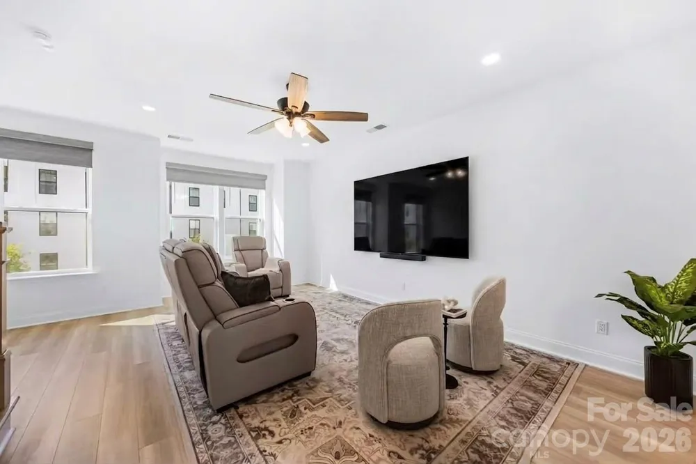 15332 Ballancroft Parkway Charlotte, NC 28277
