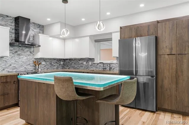 3295 Blake Street #102 Denver, CO 80205