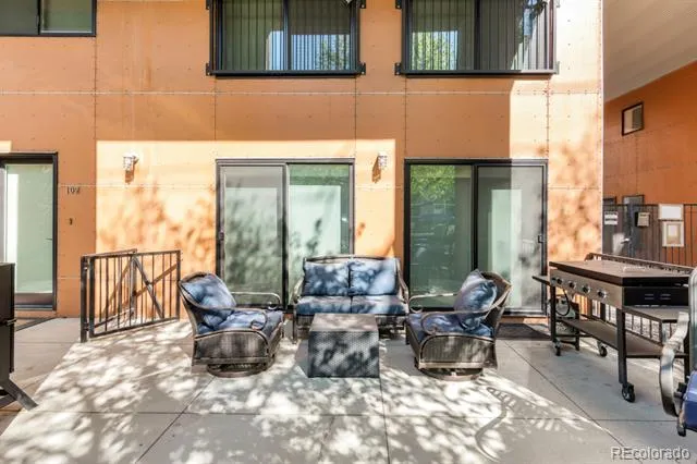 3295 Blake Street #102 Denver, CO 80205