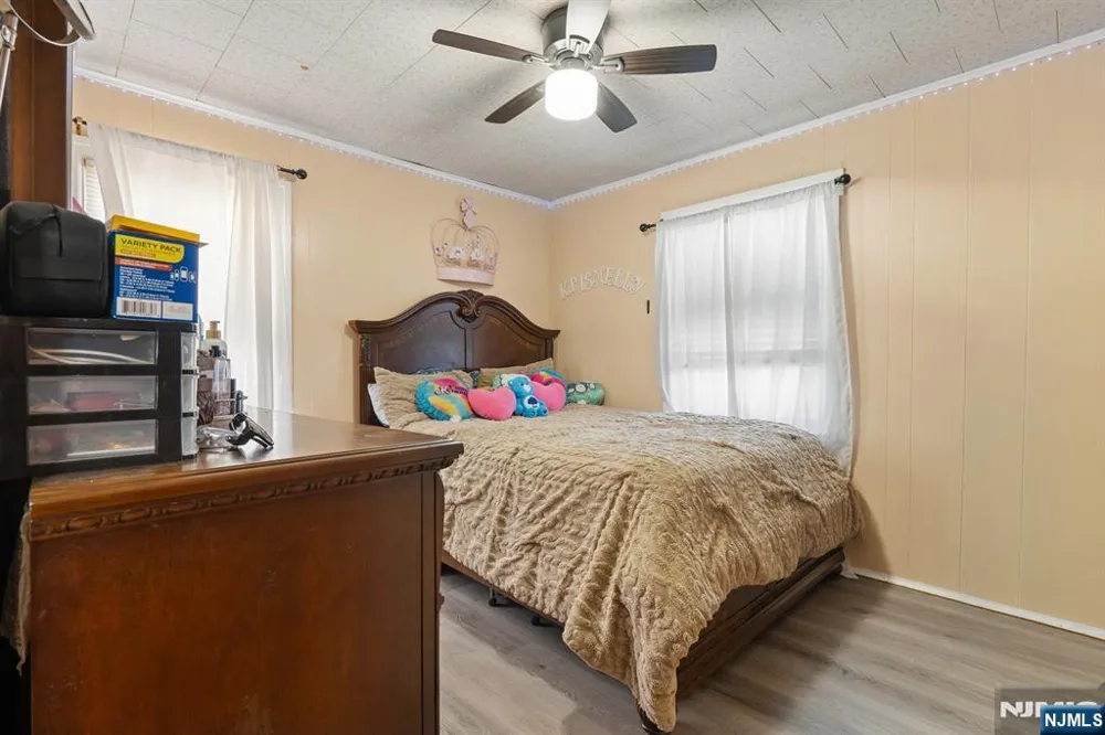 379 Chamberlain Avenue Paterson, NJ 07502