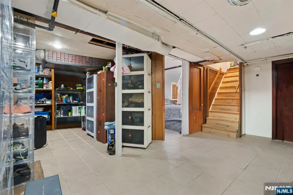 379 Chamberlain Avenue Paterson, NJ 07502