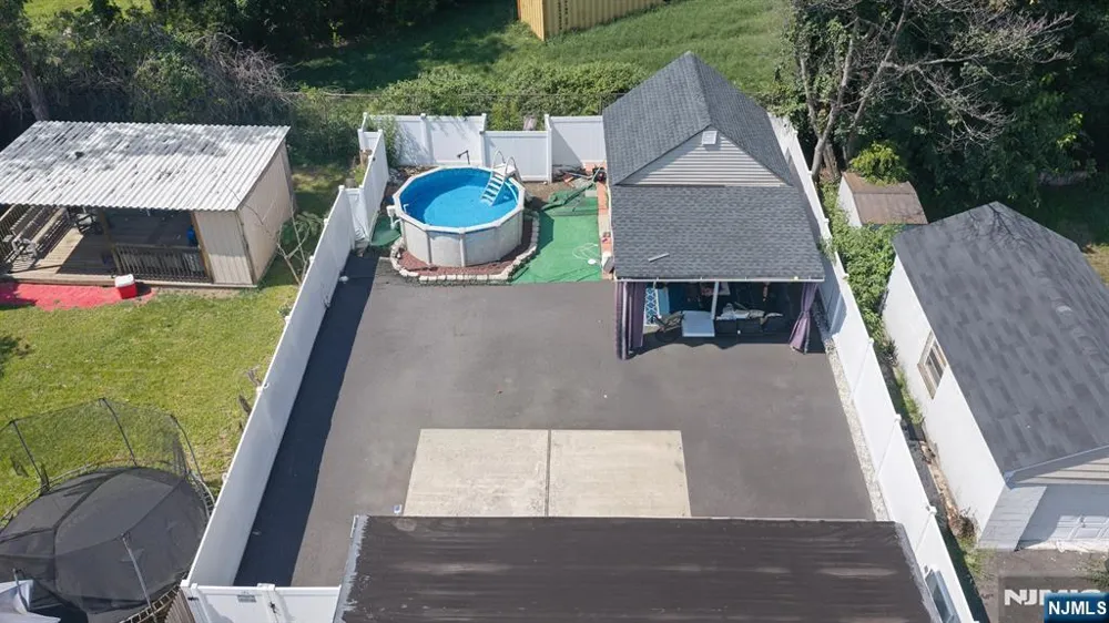 379 Chamberlain Avenue Paterson, NJ 07502