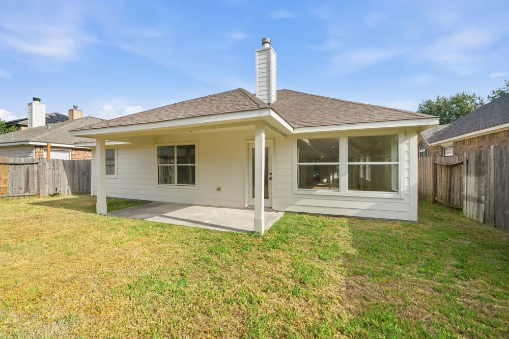 21606 Kings Bend Drive Kingwood, TX 77339