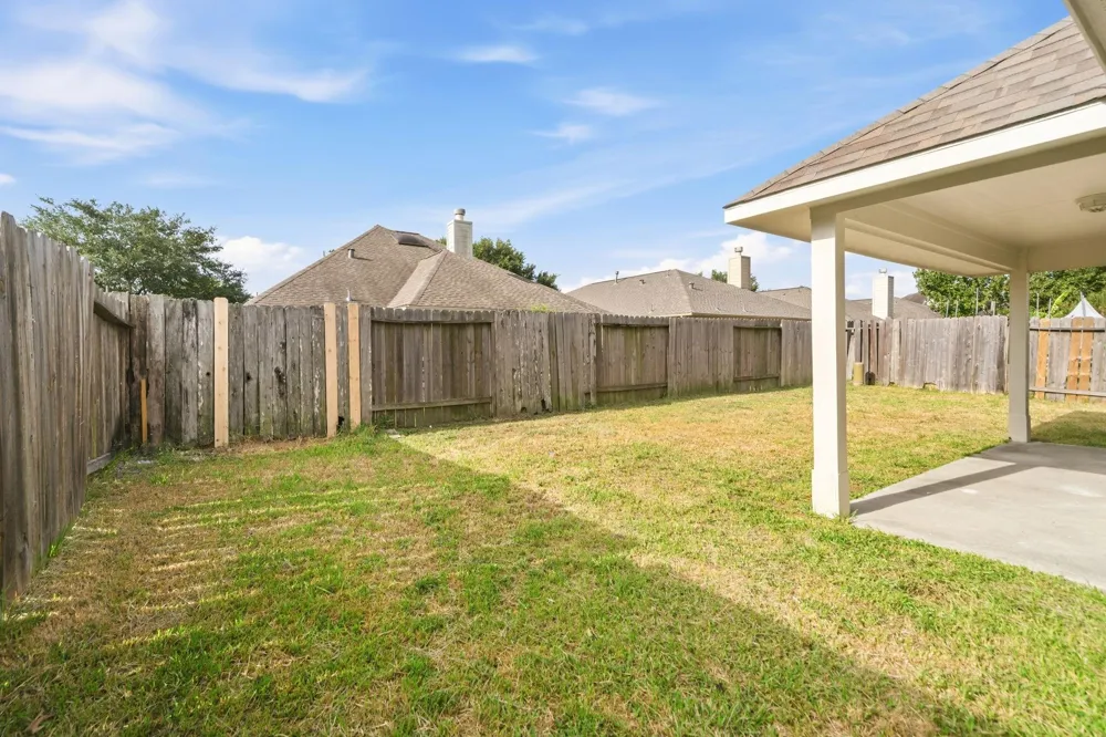 21606 Kings Bend Drive Kingwood, TX 77339