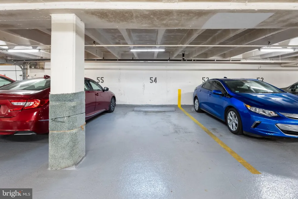 10201 GROSVENOR #422 Rockville, MD 20852