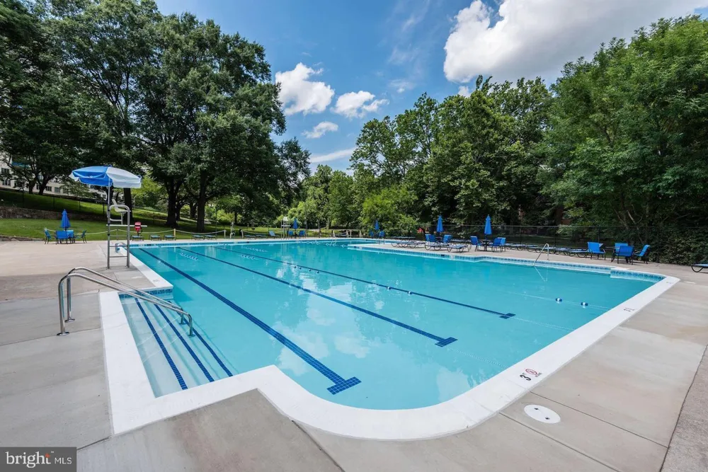 10201 GROSVENOR #422 Rockville, MD 20852