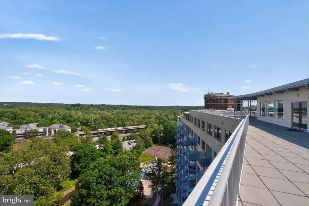 10201 GROSVENOR #422 Rockville, MD 20852