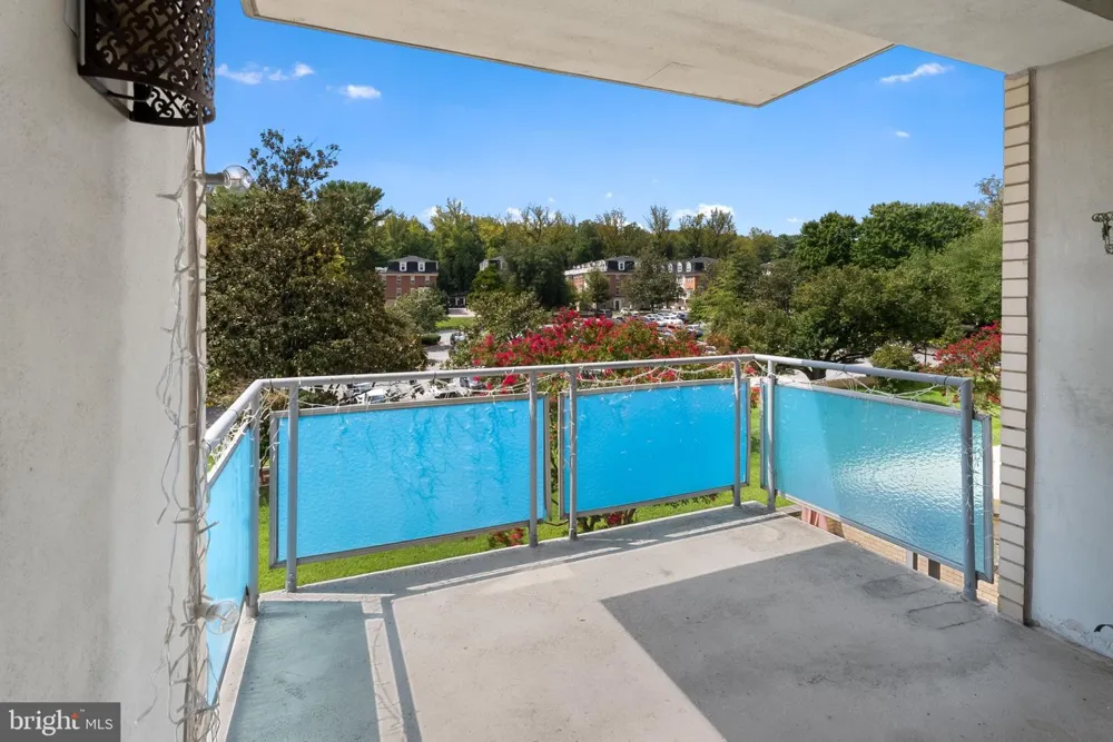 10201 GROSVENOR #422 Rockville, MD 20852