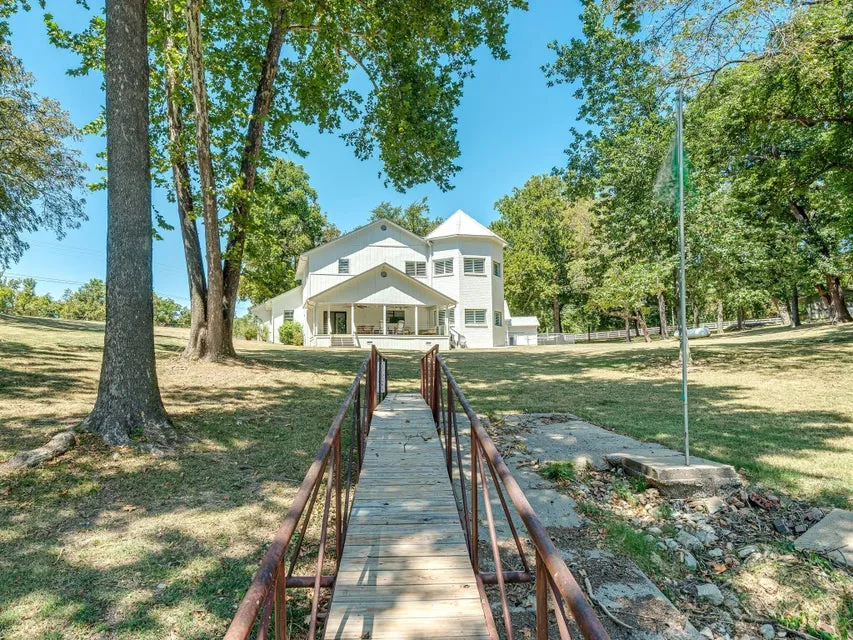 30230 562 ROAD Monkey Island, OK 74331