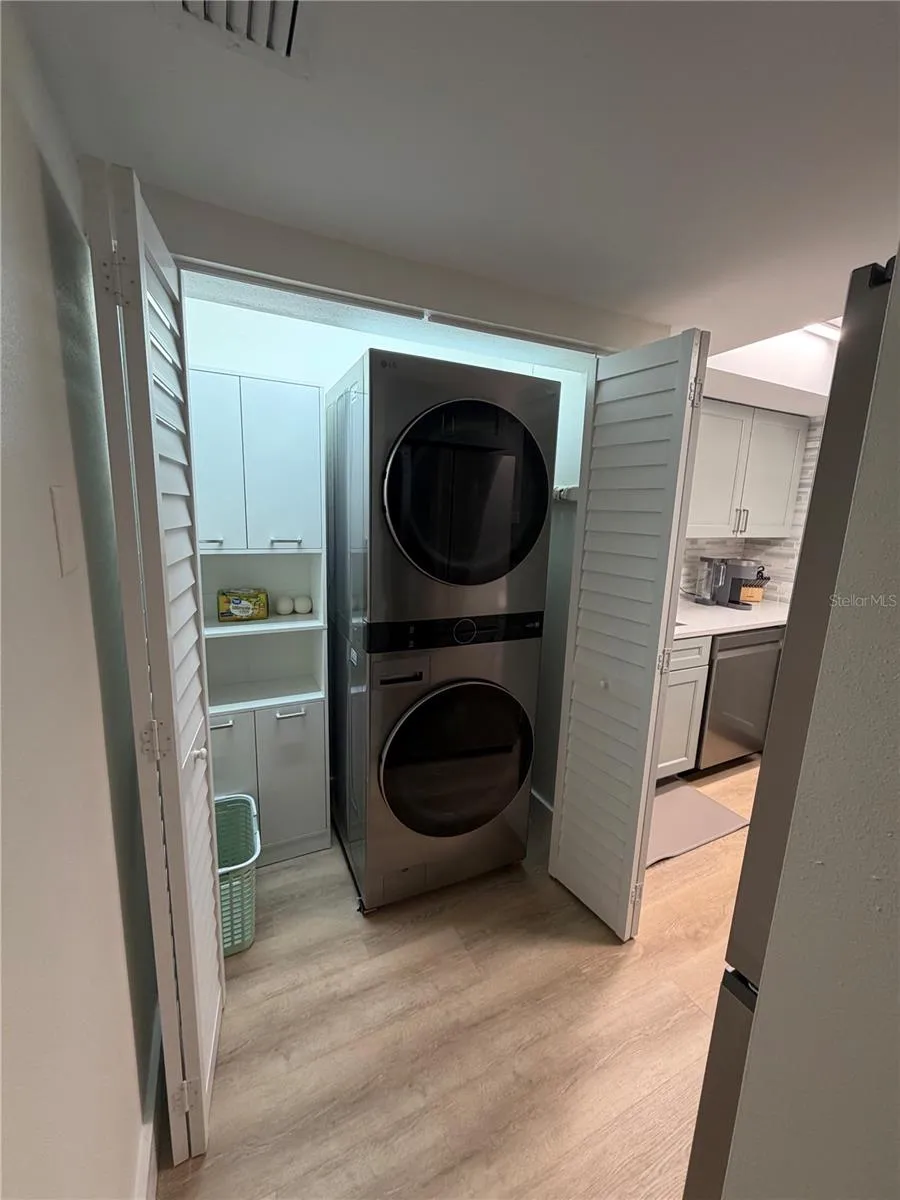 1 WINDRUSH BOULEVARD #81 Indian Rocks Beach, FL 33785