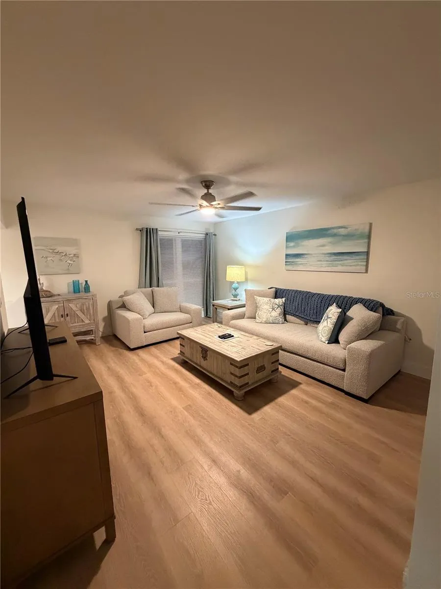 1 WINDRUSH BOULEVARD #81 Indian Rocks Beach, FL 33785