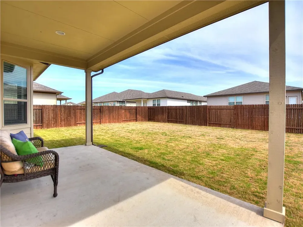 8117 Rosano Street Round Rock, TX 78665
