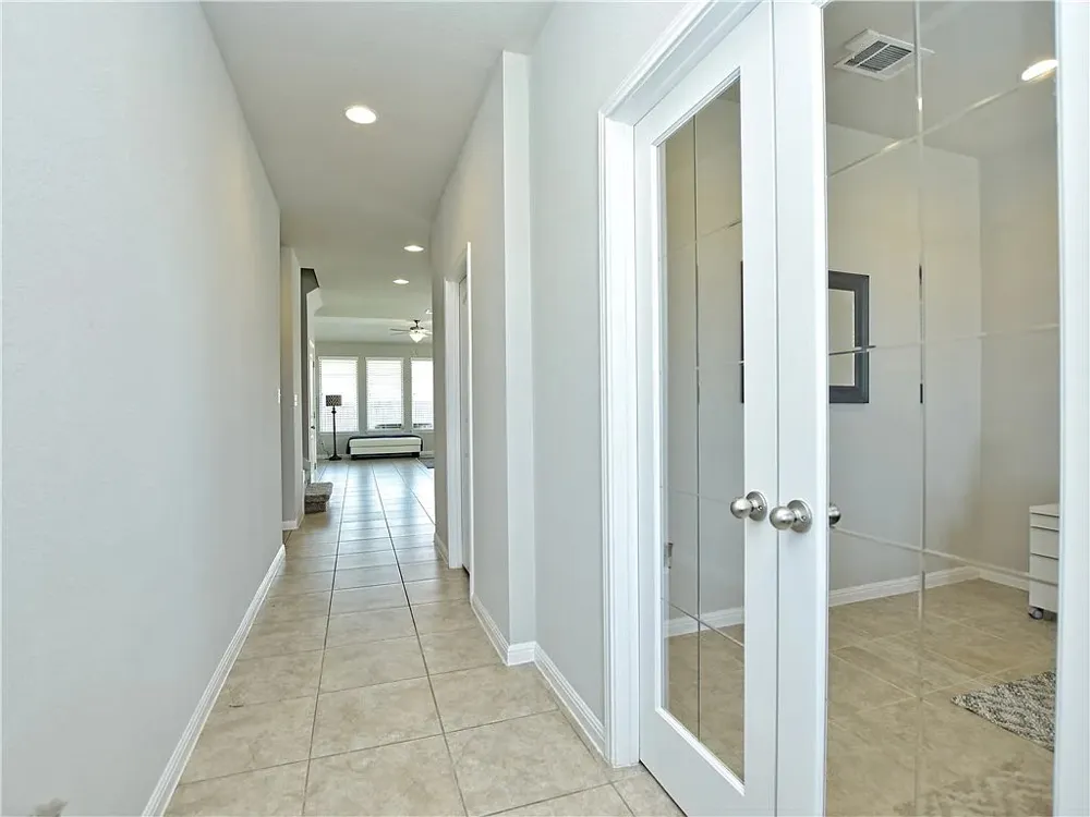 8117 Rosano Street Round Rock, TX 78665