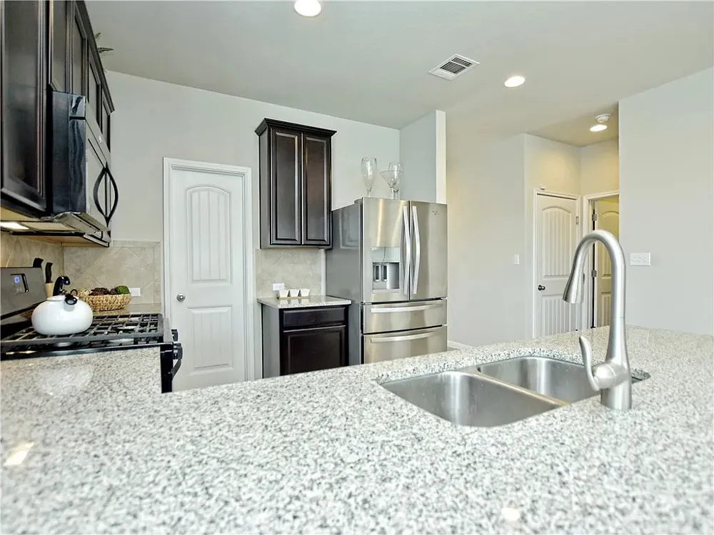 8117 Rosano Street Round Rock, TX 78665