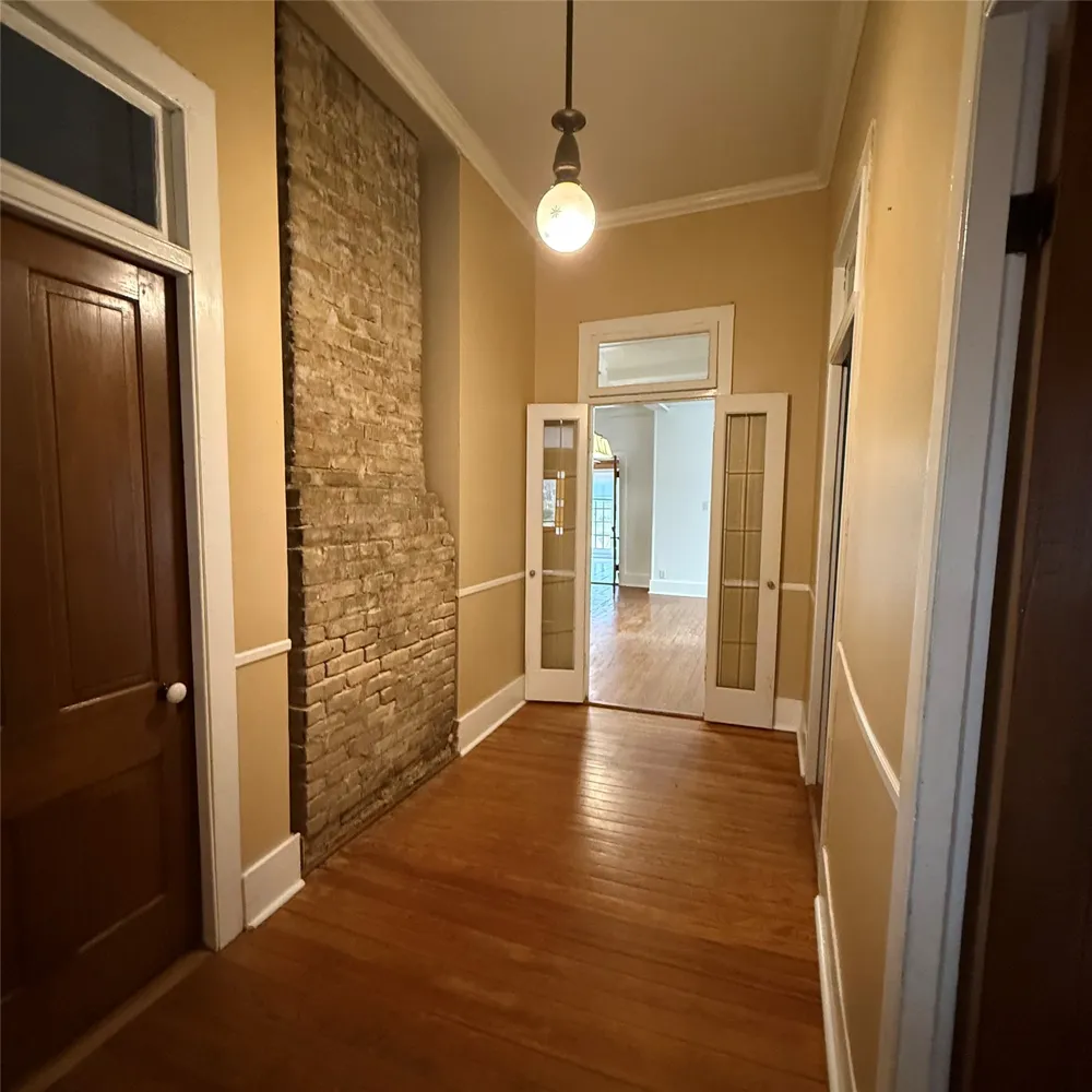 1604 S Austin Avenue Georgetown, TX 78626