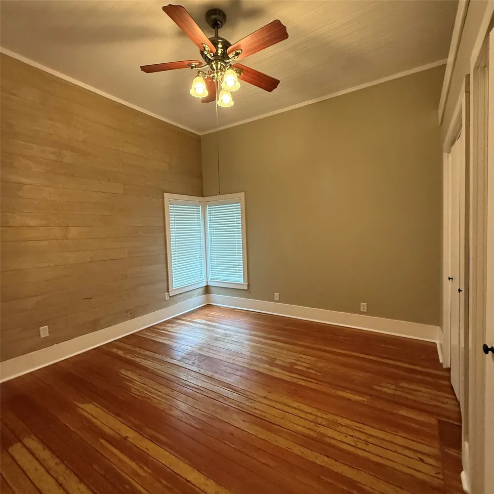 1604 S Austin Avenue Georgetown, TX 78626