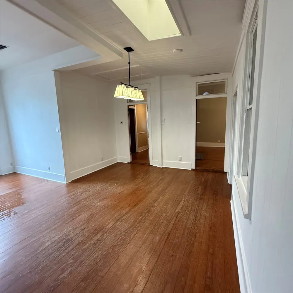 1604 S Austin Avenue Georgetown, TX 78626