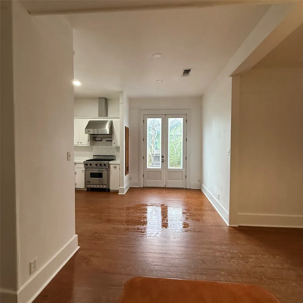 1604 S Austin Avenue Georgetown, TX 78626