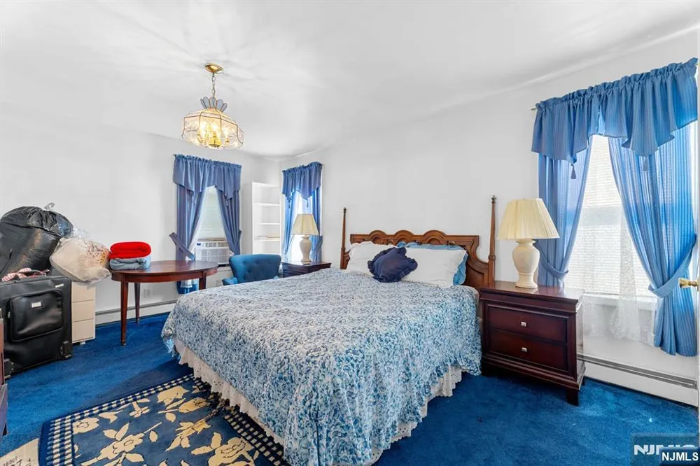 78-80 Girard Place Newark, NJ 07108