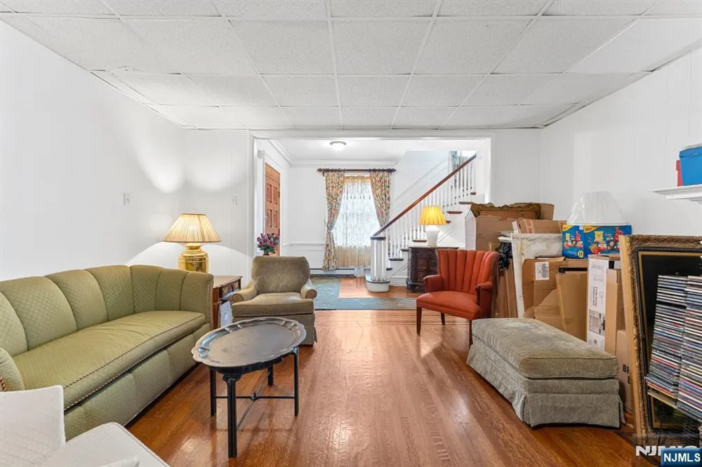 78-80 Girard Place Newark, NJ 07108