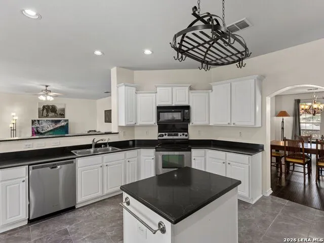 4522 Pinehurst Mesa San Antonio, TX 78247