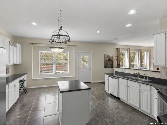 4522 Pinehurst Mesa San Antonio, TX 78247