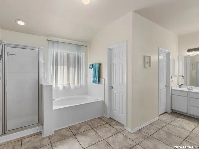 4522 Pinehurst Mesa San Antonio, TX 78247