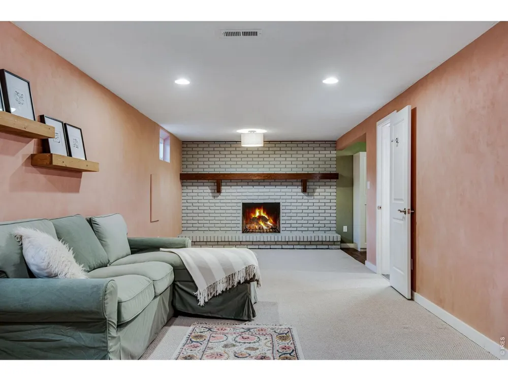 7618 Aberdeen Way Boulder, CO 80301