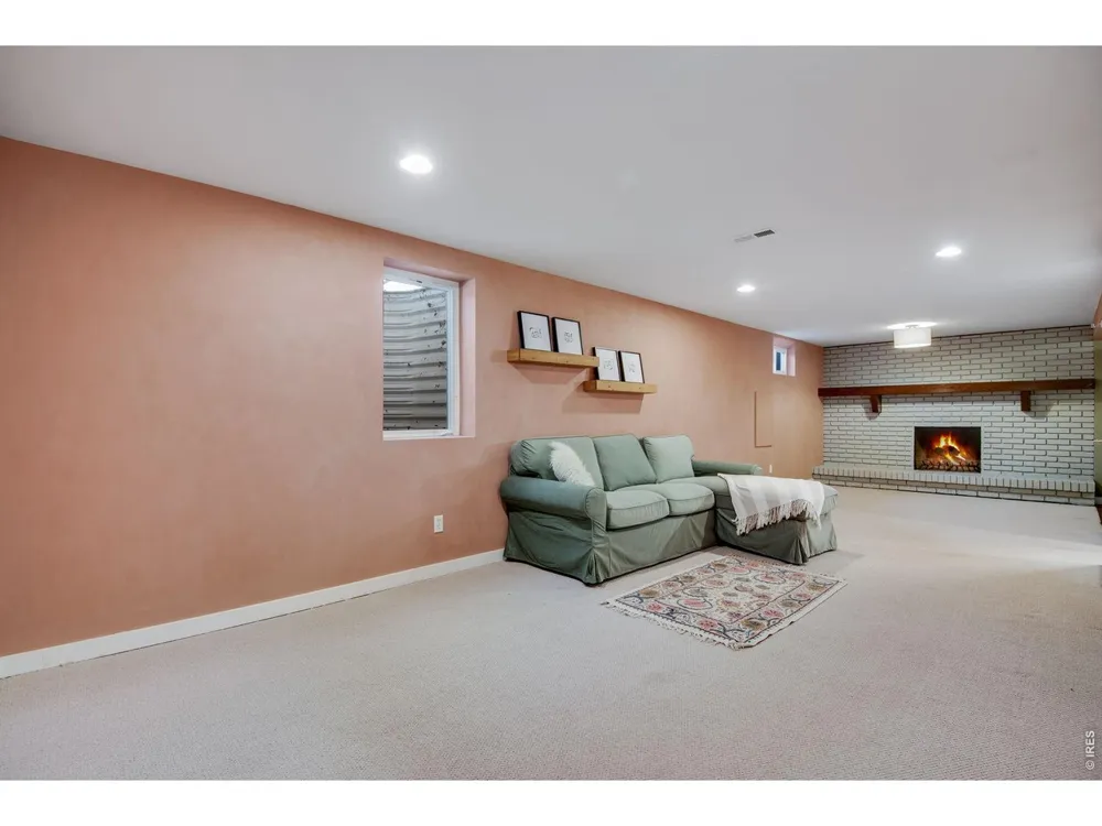 7618 Aberdeen Way Boulder, CO 80301