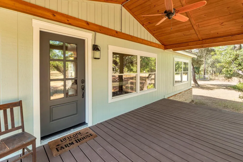 1079 Private Road 1051 Hallettsville, TX 77964