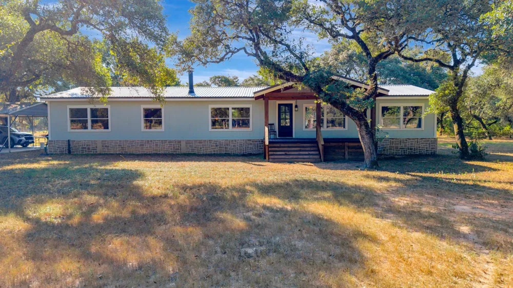 1079 Private Road 1051 Hallettsville, TX 77964