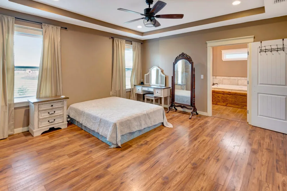 1207 Friar Road Cuero, TX 77954
