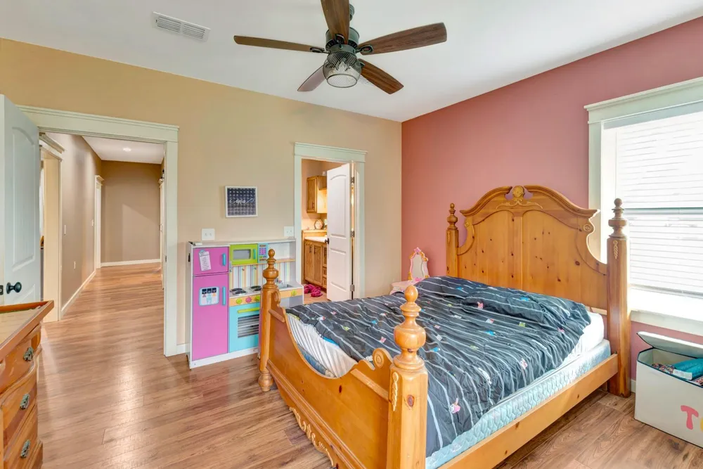 1207 Friar Road Cuero, TX 77954